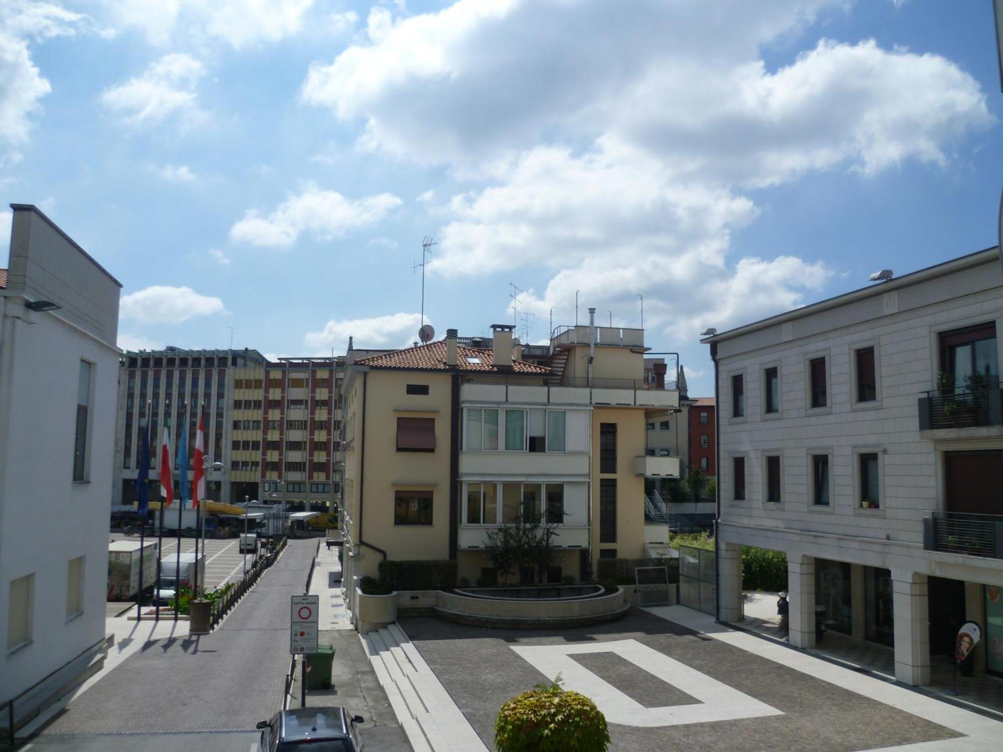 Hotel Minerva Pordenone Zewnętrze zdjęcie