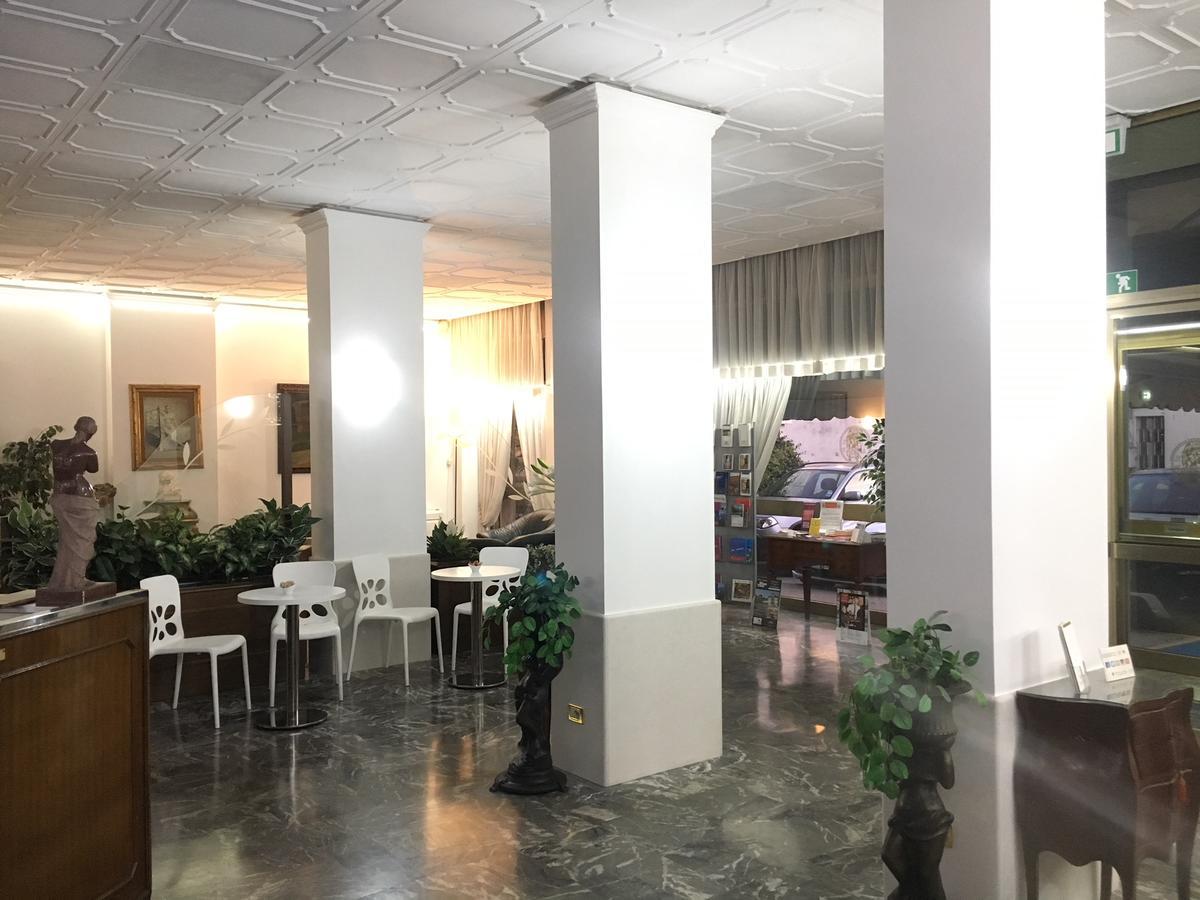 Hotel Minerva Pordenone Zewnętrze zdjęcie
